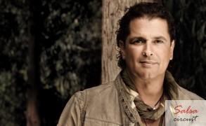 Carlos Vives new single “Es mi fiesta”