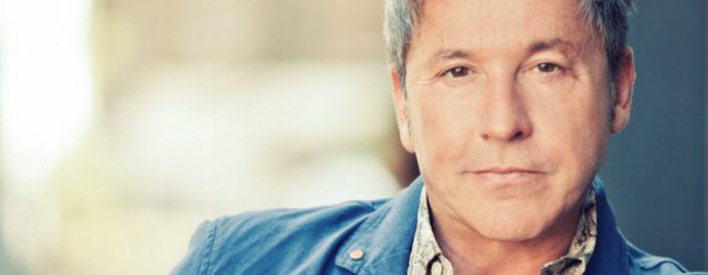 Romantic singer Ricardo Montaner releases two new singles